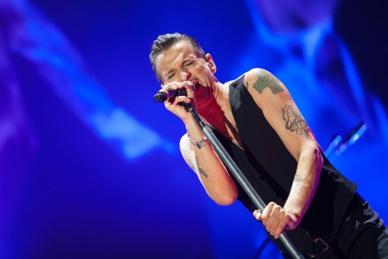 Depeche Mode concert in Paris in 2017 - Guide to Paris